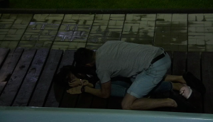 Дом-2: Богдан Бобрик кидает на землю Анастасию Волынец