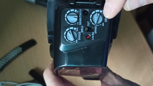 Настройки сварочных очков LY 100R смотреть онлайн