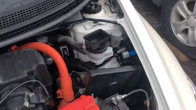 Fuse box location on a 2012 Honda CR-Z смотреть онлайн