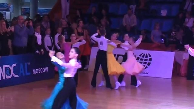 Осенняя Звездда 2016 стандарт Ювеналы 2 вальс смотреть онлайн