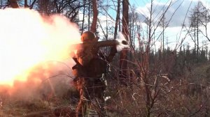 На передовой свой профессиональный праздник встречают бойцы подразделений войск РХБЗ