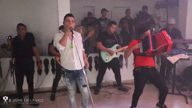 Con agua fría (Silvestre Dangond) - Oscar Gamarra en el cumpleaños de Pj Montenegro смотреть онлайн