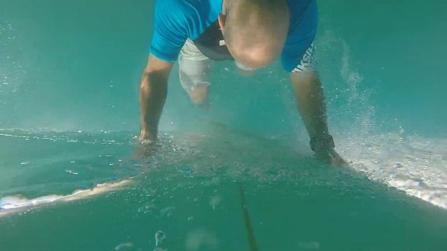 How to do a Turtle roll on a long board смотреть онлайн