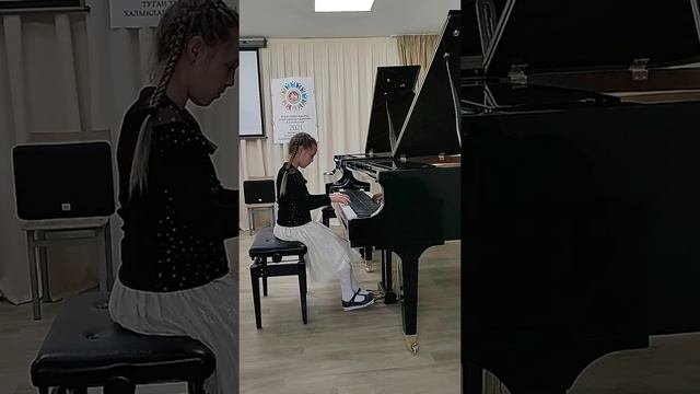 Майкапар "Прелюдия и фугетта" смотреть онлайн