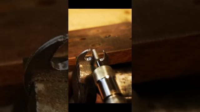 Амулет Летучая мышь из монеты своими руками #shorts смотреть онлайн