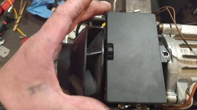 Saving A Small Fortune On Eberspacher Airtronic Repairs !