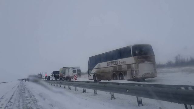 20131211 снеговой затор в волгограде смотреть онлайн