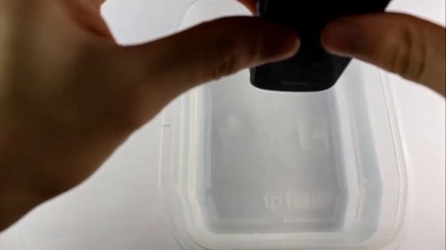 Nokia 2720. Погружение в воду на 20 секунд смотреть онлайн