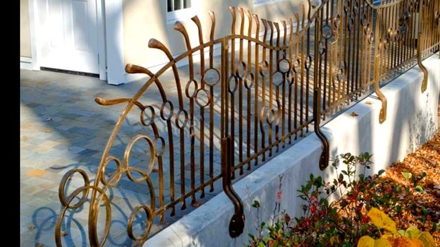 Необычный кованый забор для дома стильный оригинальный дизайн металл ковка смотреть онлайн