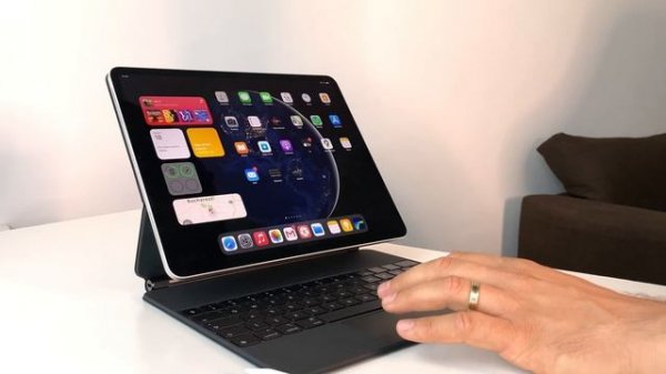 Review Magic Keyboard for iPad Pro 12.9” 4th gen | perfect or not?