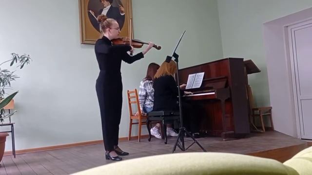 Стамова Алина (скрипка 11 кл.),Анастасия Каракаш (фортепиано 12 кл.) Кишинев соната  И.Падеревский