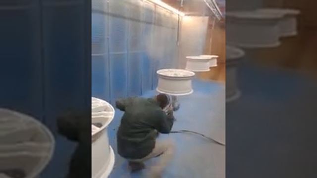 Порошковая покраска дисков (нанесение краски на грунт) смотреть онлайн