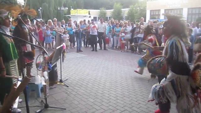 Индейцы Кечуа из Эквадора в Кисловодске. смотреть онлайн