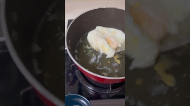 醬油白麵，簡單美味?醬油/油蔥酥/青江菜/A菜/豬肉片/雞蛋