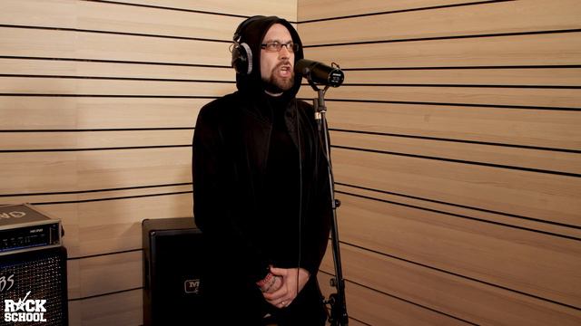 RockSchool представя: Тодор Красимиров - Преподавател по Тежки вокали смотреть онлайн