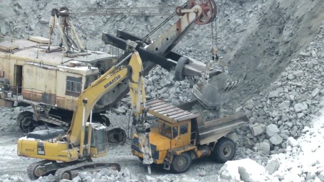 «Суровая зима» работа в карьере ЭКГ-5А и БЕЛАЗ-7540 смотреть онлайн