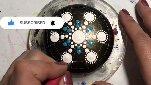 How to paint a purple mandala with color shift paint! смотреть онлайн