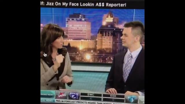 News Lady teaching how to suck dick. смотреть онлайн