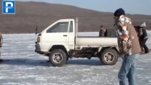 18+ МАШИНЫ ПРОВАЛИЛИСЬ ПОД ЛЁД! ЯНВАРЬ 2020-2021! ЛЁД 2020-2021! МАШИНЫ НА ЛЬДУ 2020-2021! ЛЁД 2021