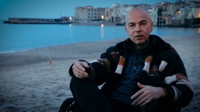 Жгучая боль в душе: как проявлять чувства? Взгляд йоги смотреть онлайн