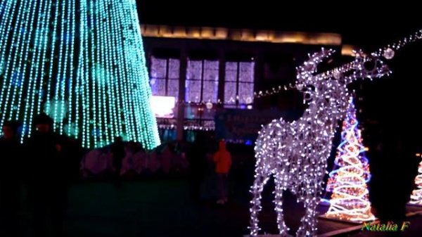 Со Старым Новым годом! Прогулка по центру новогоднего Минска.