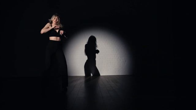 High Heels Dance ( Music Good For You - Selena Gomez )