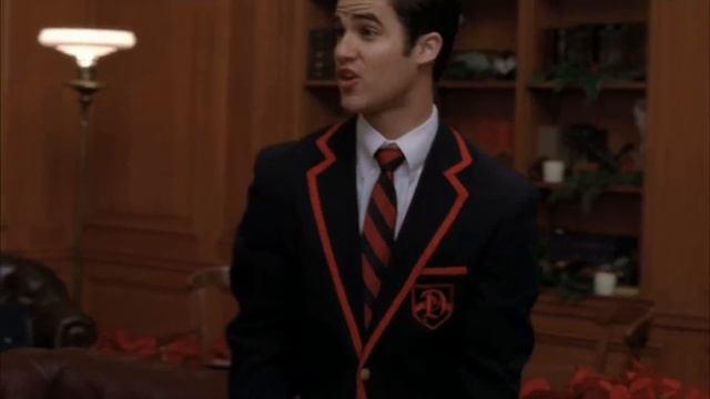 GLEE - Baby, It's Cold Outside (Full Performance) HD смотреть онлайн