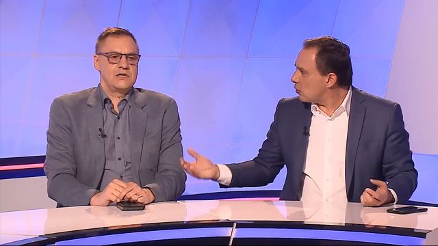 "Îmi place FCSB cu Sorescu". "Poate au ofertă pentru Cordea". Reacții după transferul făcut de FCSB смотреть онлайн