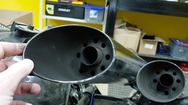 Тюнинг глушителя мотоцикла - "Ромашка" и как его лечить на примере Suzuki M109R / VZR1800 / M1800R. смотреть онлайн