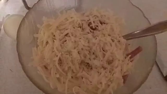 Салат " С кириешками" смотреть онлайн