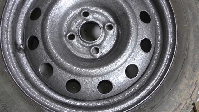 Покраска штампованных колесных дисков молотковой краской смотреть онлайн