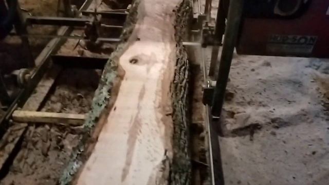 Milling the Ash that exploded this 12" Maple ? смотреть онлайн