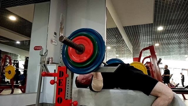 Жим Спото средним хватом 90 на 6 смотреть онлайн