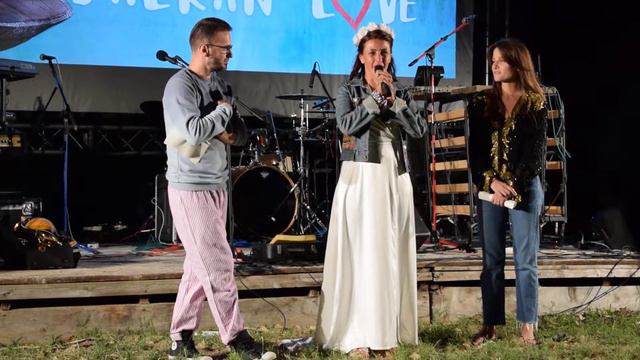 Rona Hartner la Divan Film Festival смотреть онлайн