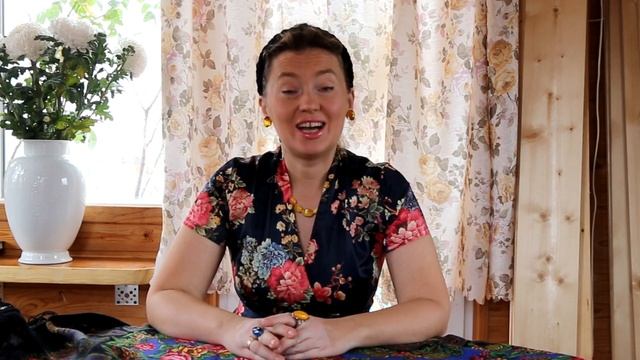 ЧТО СОКРЫТО В РУССКОМ ПЛАТКЕ? ОБЕРЕЖНЫЕ СИМВОЛЫ. КАК ПОДОБРАТЬ СЕБЕ ПАВЛОВОПОСАДСКИЙ ПЛАТОК, ШАЛЬ? смотреть онлайн