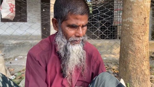 আবারো কমলো পেঁয়াজের দাম। আজকে পেঁয়াজ ও রসুনের বাজার দর কত? পেঁয়াজের দাম আজকের খবর। Onion price смотреть онлайн