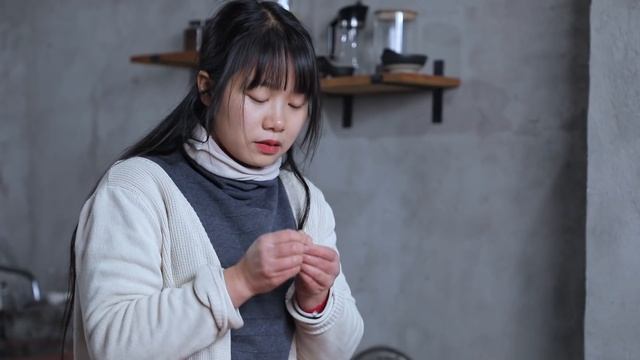 【二米炊烟】Chinese Snacks For New Year 紅紅的草莓制作成各種糖果，年貨小零食就有啦