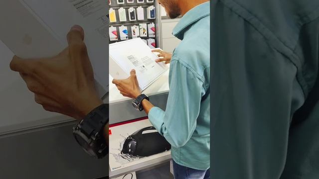 APPLE MacBook Air M2 Unboxing? Starlight Colour #apple #macbook #laptop #macbookair #love смотреть онлайн