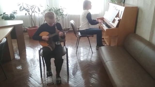 Олександра Страхова М Глінка Вальс з опери Іван Сусанін смотреть онлайн