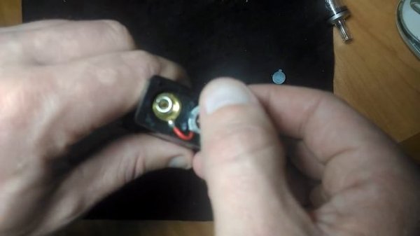 eVic VTC Mini разборка ремонт кнопки