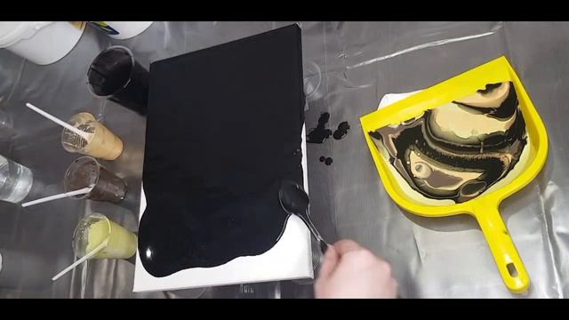 Флюид арт, техника "Совок"\ Fluid art, technique - scoop \ Абстракция акрилом смотреть онлайн
