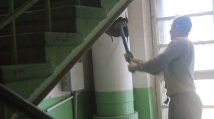 Демонтаж мусоропровода. Как проходят работы? Откуда столько пыли?