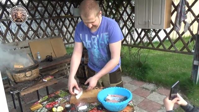 семга на приготовленная на керамическом мангале смотреть онлайн