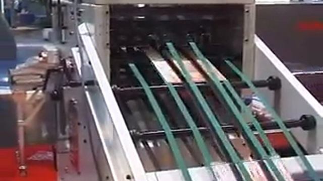 Скоростная линия упаковки в термоусадочную пленку ServoJet 500