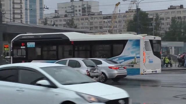 "Первое видео снятое на вторую Panasonic HC-V770!" Электробус Volgabus-5270.E0 у ст.м.Пионерская! смотреть онлайн