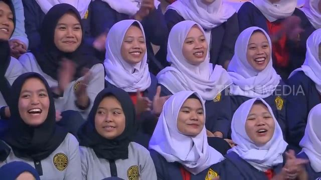 PERSAINGAN Cinta Laura VS Rina Nose Masuk Label | OPERA VAN JAVA (07/10/19) Part 1 смотреть онлайн