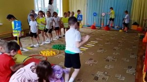 Физкультурный праздник по ПДД «Путешествие в страну дорожных знаков»