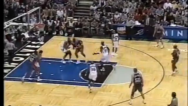 Olajuwon Bamboozles Garnett (1998) смотреть онлайн