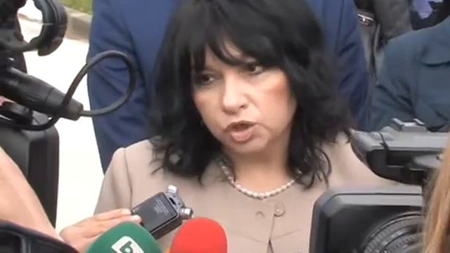 България трябва да стане газоразпределителен център на Европа, каза министър Теменужка Петкова смотреть онлайн