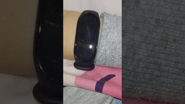 Как выключить, как перезагрузить браслет Xiaomi mi band7? смотреть онлайн
